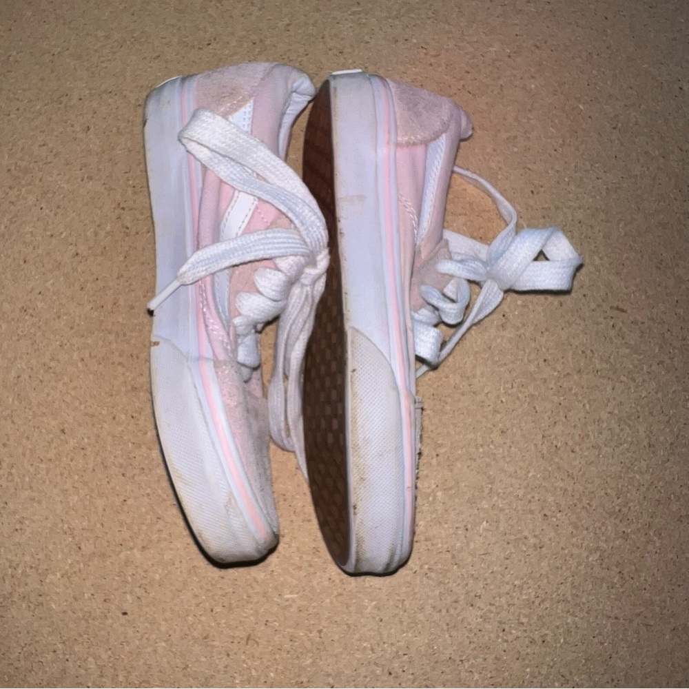Vans Off the Wall Low Top Skate SK8 Shoes Pink Kids Size 1 Suede Canvas